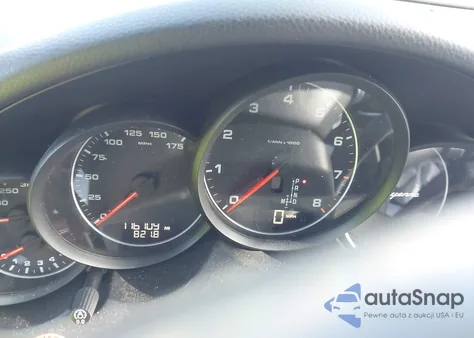 2011 Porsche Cayenne z USA, uszkodzony, nr VIN WP1AA2A26BLA03305